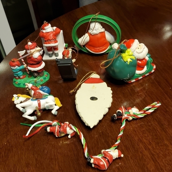 8pcs Lot of Santa Christmas Tree Ornaments (Some are vintage) - Picture 6 of 16
